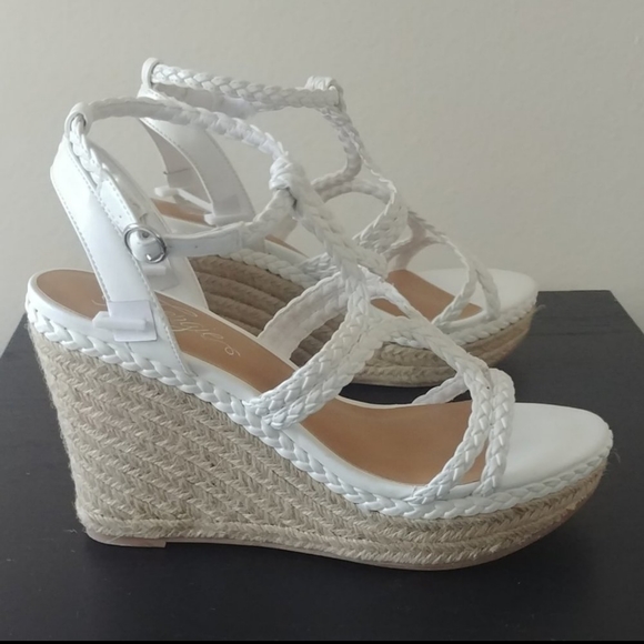 🌺 NEW Fergie Gayle Espadrille Wedge Sandal - Picture 3 of 8